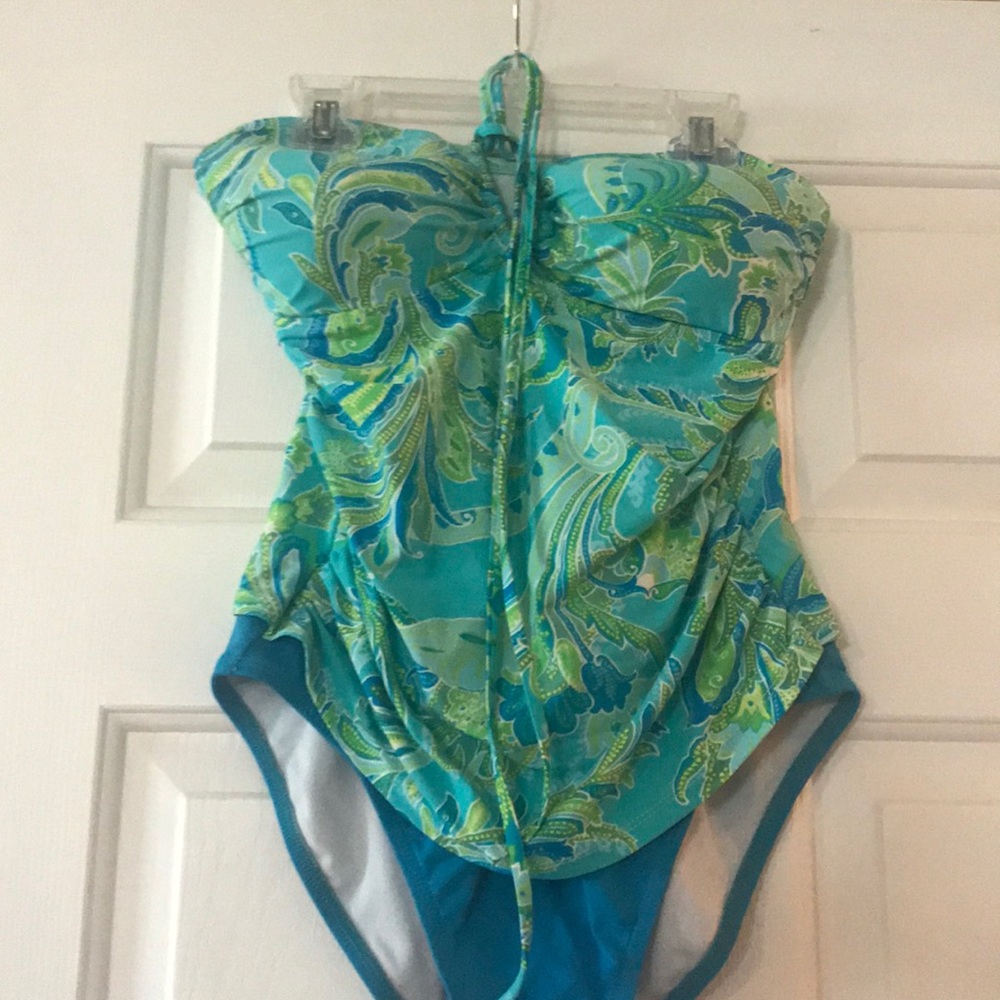 Bathing suit